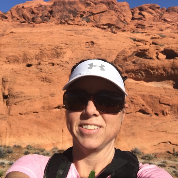 Meet your Posher, Kelly - Picture 4 of 6